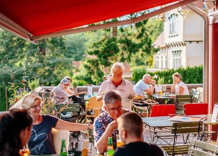 In For 8 Personen Semesterbostad *