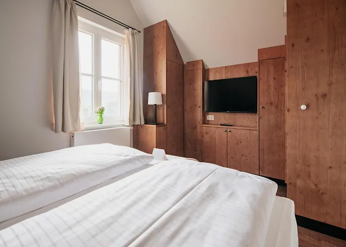 In For 8 Personen Semesterbostad